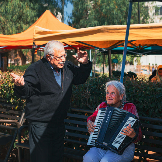 See It, Believe It, Buy It: The Power of Visualization in Fashion